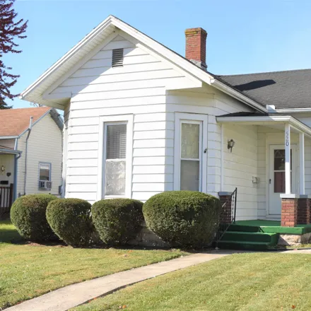 Buy this 3 bed house on 520 Cottage Avenue in Piqua, OH 45356