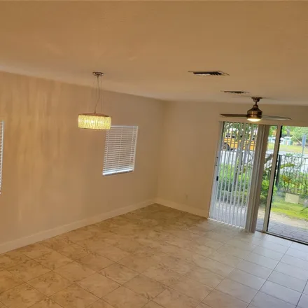 Image 6 - 615 Northeast 47th Place, Park Haven, Deerfield Beach, FL 33064, USA - Townhouse for sale