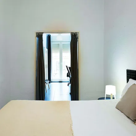 Image 2 - Calle de Noviciado, 18, 28015 Madrid, Spain - Room for rent