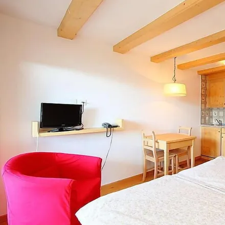 Rent this 1 bed apartment on Silvaplana Surlej in Via dal Corvatsch, 7513 Surlej