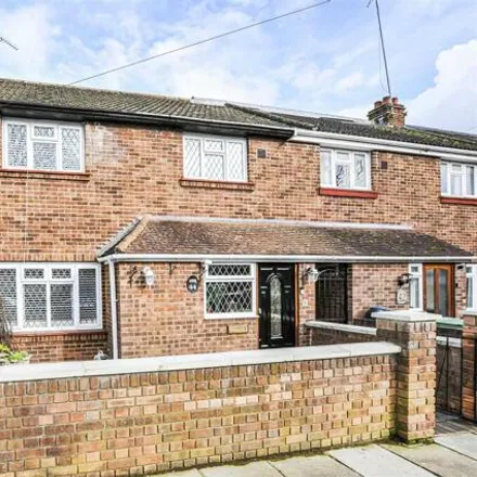 Buy this 3 bed house on 29 Clifford Road in London, TW10 7EB