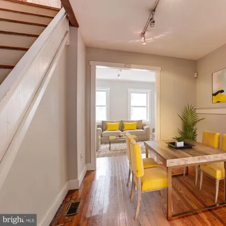Image 4 - 1822 Eastern Avenue, Baltimore, MD 21231, USA - Townhouse for sale