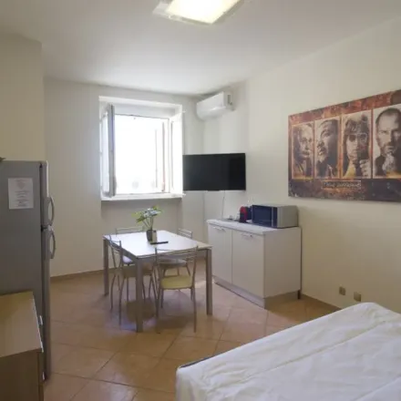 Image 2 - unnamed road, Turin Torino, Italy - Apartment for rent