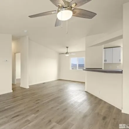 Image 3 - Peek Avenue, Silver Springs, NV 89429, USA - Apartment for sale