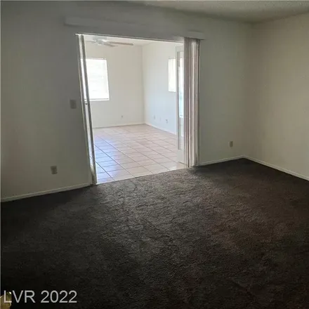 Image 8 - 121 Hexham Drive, Henderson, NV 89015, USA - House for rent