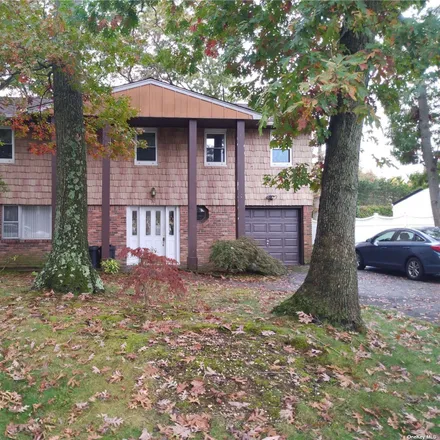 Buy this 4 bed house on 32 Pinewood Drive in Commack, NY 11725