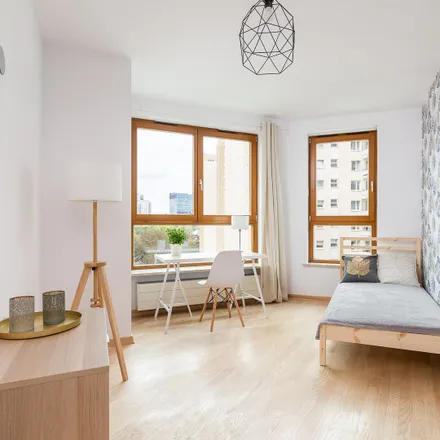 Rent this 5 bed room on Pasaż Krzysztofa Kolbergera in 00-175 Warsaw, Poland