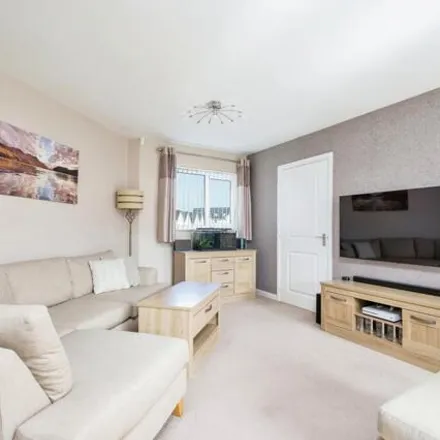 Image 3 - 79 Yellowmead Road, Plymouth, PL2 2QE, United Kingdom - Apartment for sale