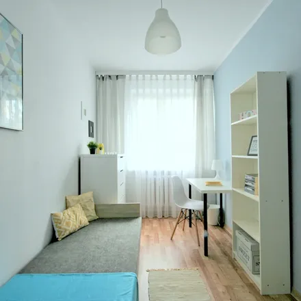 Rent this 5 bed room on Franciszka Marii Lanciego 8 in 02-792 Warsaw, Poland