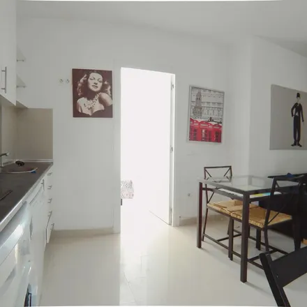 Image 7 - Calle de Antonio Zamora, 48, 28011 Madrid, Spain - Apartment for rent