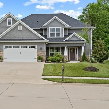 Buy this 5 bed house on 5608 Spice Wood Court in Columbia, MO 65203