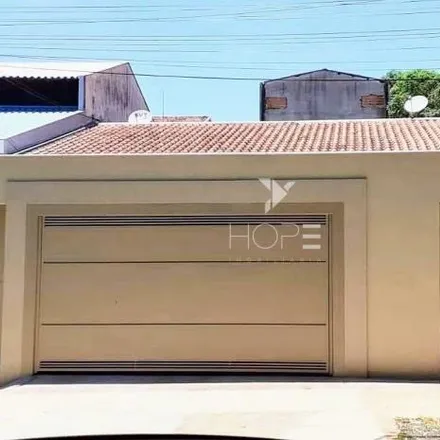 Buy this 4 bed house on Rua Barcelona in Piza, Londrina - PR