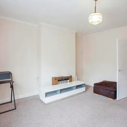 Image 3 - Everingham Close, Sheffield, South Yorkshire, S5 - Townhouse for sale