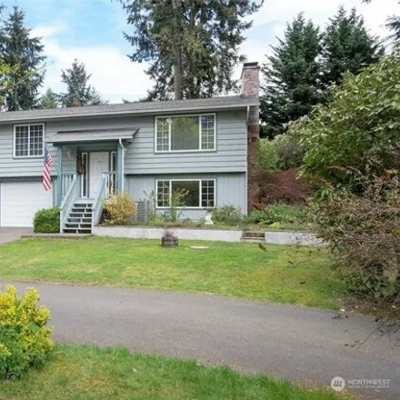 Buy this 3 bed house on Reservoir Road East in South Hill, WA 98374