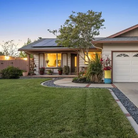 Buy this 3 bed house on 712 Chippewa Way in Livermore, CA 94551