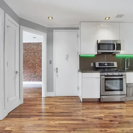 Rent this 4 bed apartment on 939 2nd Avenue in New York, NY 10022