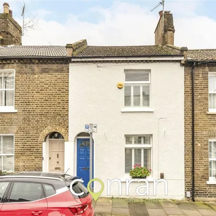 Rent this 3 bed townhouse on Colomb Street in London, SE10 9EX