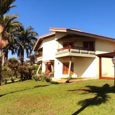 Buy this 5 bed house on SMPW Quadra 05 Conjuntos 1 e 3 in Águas Claras - Federal District, 71070-640