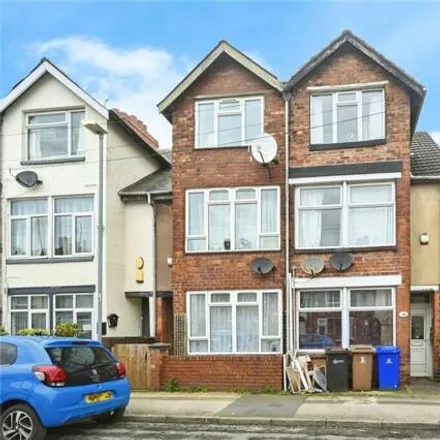 Buy this 3 bed duplex on Victoria Street in Mansfield Woodhouse, NG18 5RZ