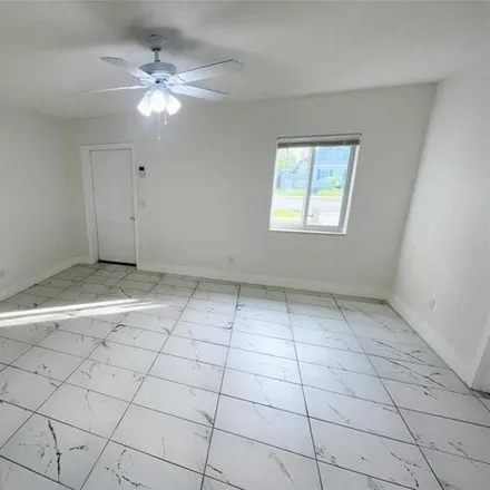 Image 6 - 1155 Northwest 11th Place, Fort Lauderdale, FL 33311, USA - House for sale