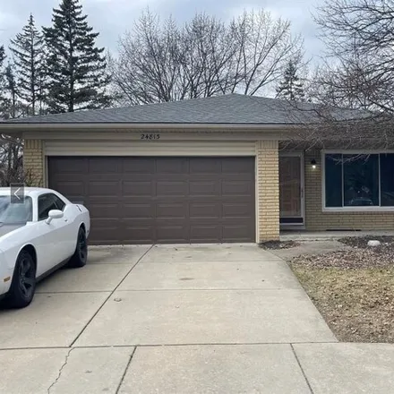 Rent this 4 bed house on 24821 Highlands Drive in Novi, MI 48375