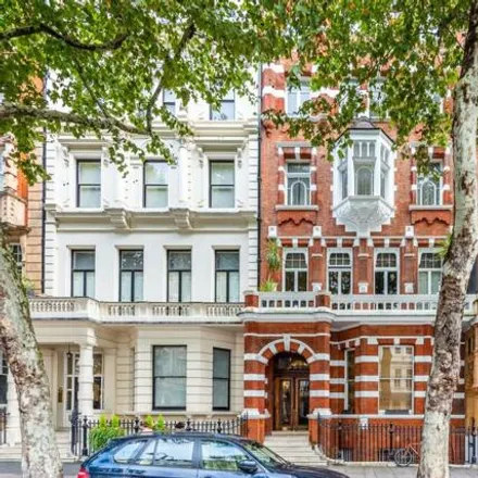 Image 5 - The Gore Hotel, 190 Queen's Gate, London, SW7 5EU, United Kingdom - Apartment for sale