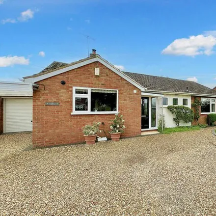 Buy this 2 bed house on Buckland Road in Charney Bassett, OX12 0ES