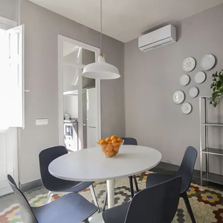Rent this 5 bed apartment on Carrer de la Visitació in 3, 46009 Valencia