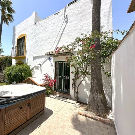 Image 5 - Marbella, Andalusia, Spain - Townhouse for sale