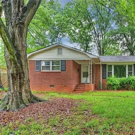 Buy this 3 bed house on 3515 Edsel Place in Charlotte, NC 28205