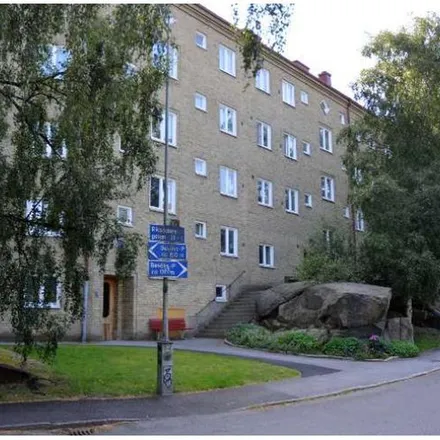 Rent this 3 bed apartment on Träffpunkten in Riksdalersgatan, 414 81 Gothenburg