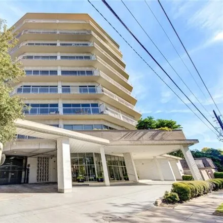 Image 2 - Executive House Condominiums, 5050 Woodway Drive, Houston, TX 77056, USA - Condo for rent