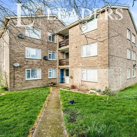 Rent this 2 bed apartment on Manor Road in Upper Beeding, BN44 3TJ