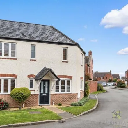 Buy this 3 bed house on Fothersway Close in Badsey, Worcestershire