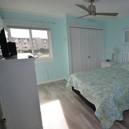 Rent this 2 bed condo on Atlantic Beach in NC, 28512