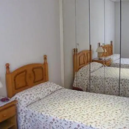 Rent this 3 bed apartment on Paseo del Muro de San Lorenzo in 33202 Gijón, Spain