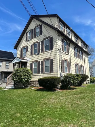 Image 2 - 184 Shawmut Ave, New Bedford MA 02740 - House for sale