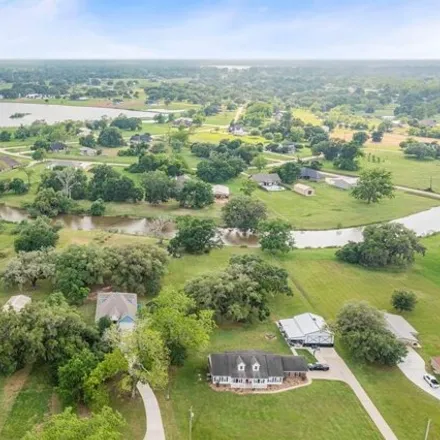 Image 6 - 382 Cattle Drive Trail, Brazoria County, TX 77515, USA - House for sale