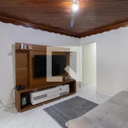 Buy this 2 bed house on Rua Andianópolis in Cocaia, Guarulhos - SP