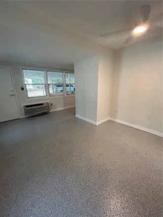 Image 4 - 316 Ohio Place, Sarasota, FL 34236, USA - Apartment for rent