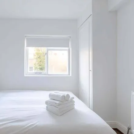 Rent this 2 bed apartment on London in SW6 1JT, United Kingdom