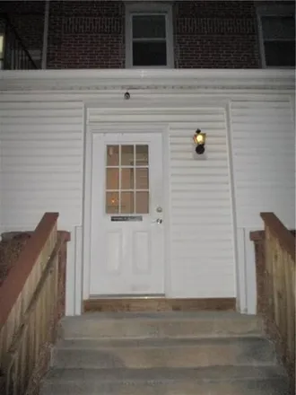 Rent this 1 bed apartment on 100 Dale Street in Allentown, PA 18102