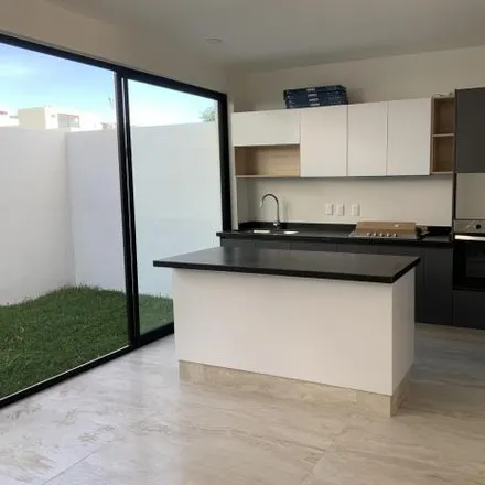 Buy this 4 bed house on Circuito Peña de Tapalpa in Alberí Residencial, 45643 Región Centro