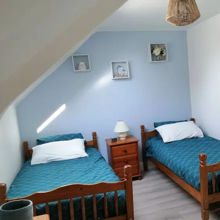 Rent this 2 bed townhouse on Pluméliau-Bieuzy in Morbihan, France