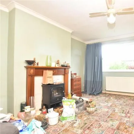 Image 2 - Haigh Moor Crescent, Tingley, WF3 1EY, United Kingdom - House for sale