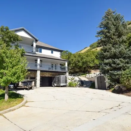 Image 2 - 7951 Mountain Oaks Drive, Cottonwood Heights, UT 84121, USA - House for sale