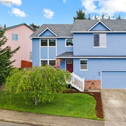 Buy this 6 bed house on 15622 Southeast Anderegg Parkway in Damascus, Clackamas County