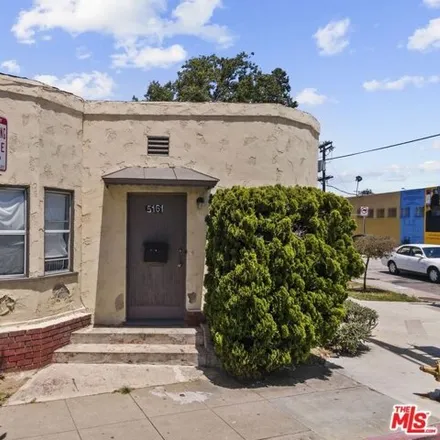 Buy this 8 bed house on 3089 South Sycamore Avenue in Los Angeles, CA 90016