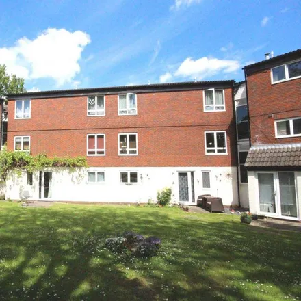 Rent this 1 bed apartment on Larges Lane in Easthampstead, RG12 9AN