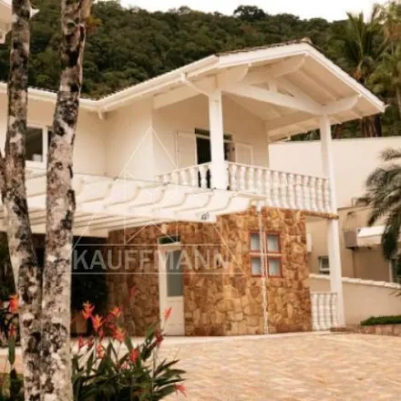 Buy this 6 bed house on Rua Golfe A in Tabatinga, Caraguatatuba - SP